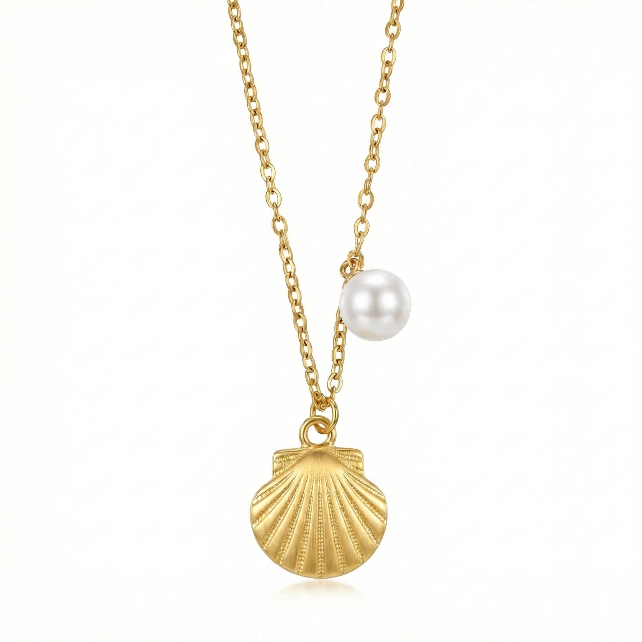 Collier doré en acier inoxydable avec pendentif coquillage et perle blanche nacrée
